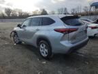 2022 Toyota Highlander L