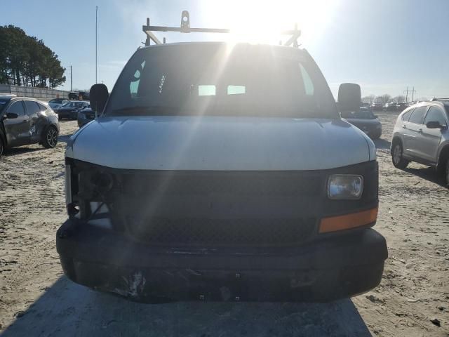 2004 Chevrolet Express G2500