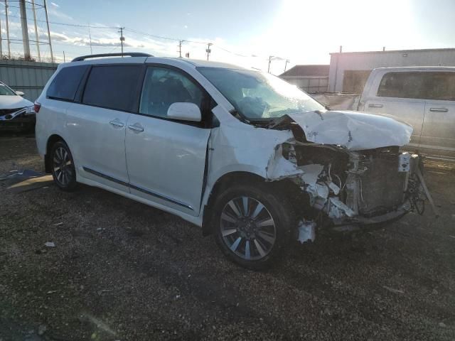 2019 Toyota Sienna XLE