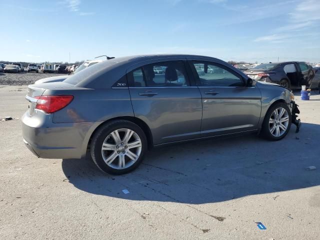 2013 Chrysler 200 LX