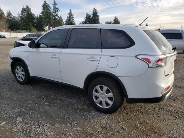 2015 Mitsubishi Outlander ES