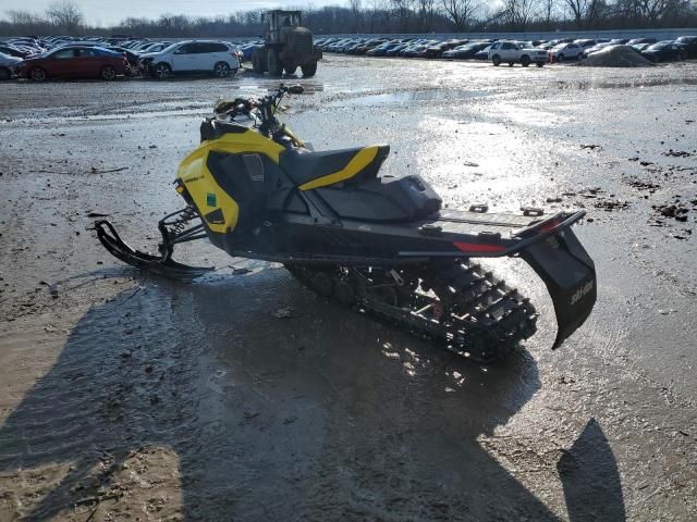 2021 Skidoo 2021 Skidoo Renegade