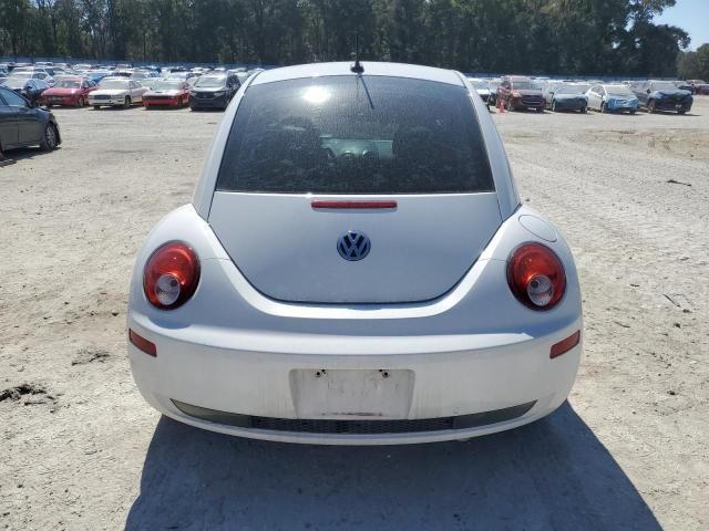 2010 Volkswagen New Beetle