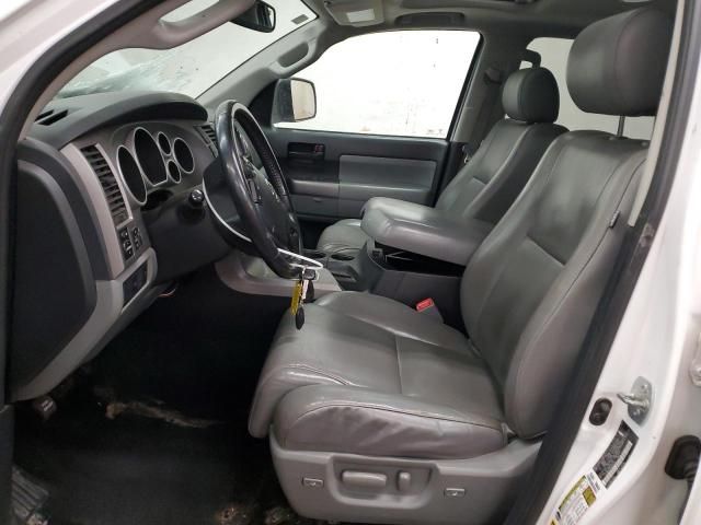 2013 Toyota Sequoia SR5