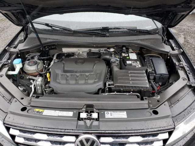 2018 Volkswagen Tiguan SE