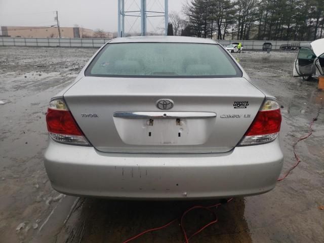 2005 Toyota Camry LE