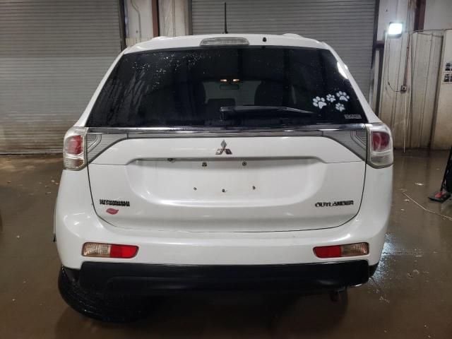 2014 Mitsubishi Outlander SE