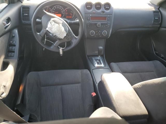 2010 Nissan Altima Base