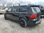 2010 Volkswagen Routan SE