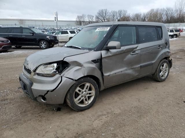 2011 KIA Soul +