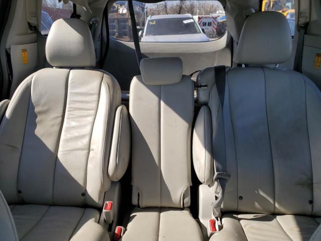 2014 Toyota Sienna XLE