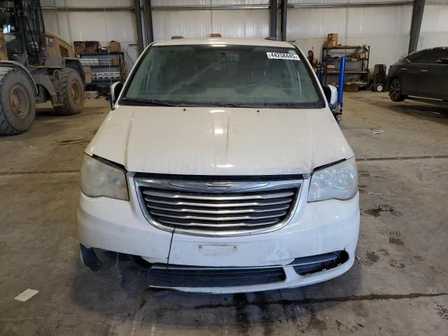 2013 Chrysler Town & Country Touring