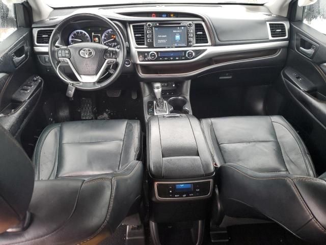 2018 Toyota Highlander SE