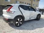 2019 Volvo XC40 T4 Momentum