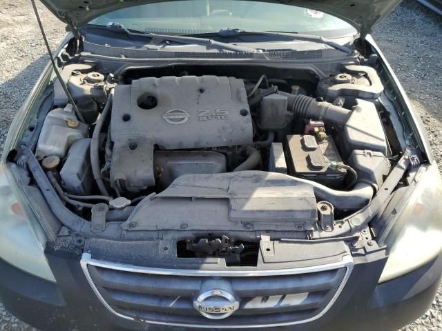 2002 Nissan Altima Base