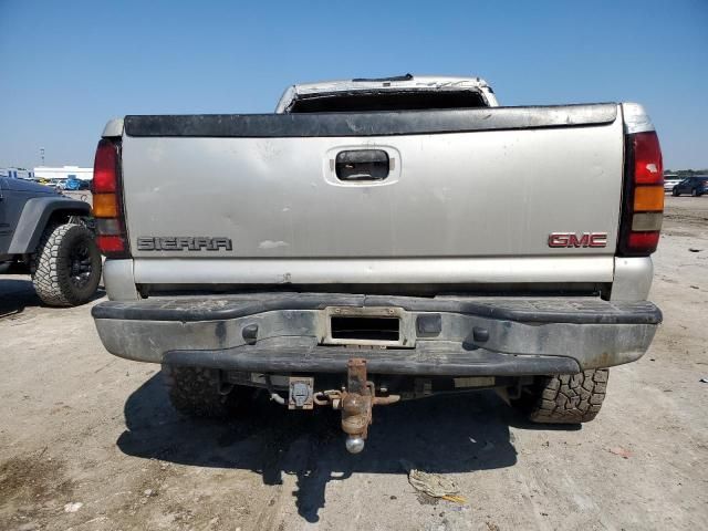 2004 GMC Sierra K2500 Heavy Duty