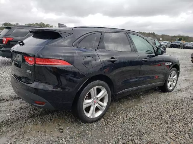 2017 Jaguar F-PACE R-Sport