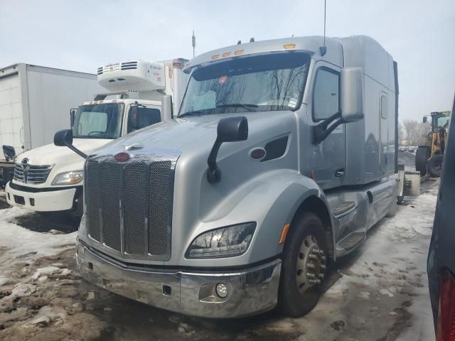 2018 Peterbilt 579