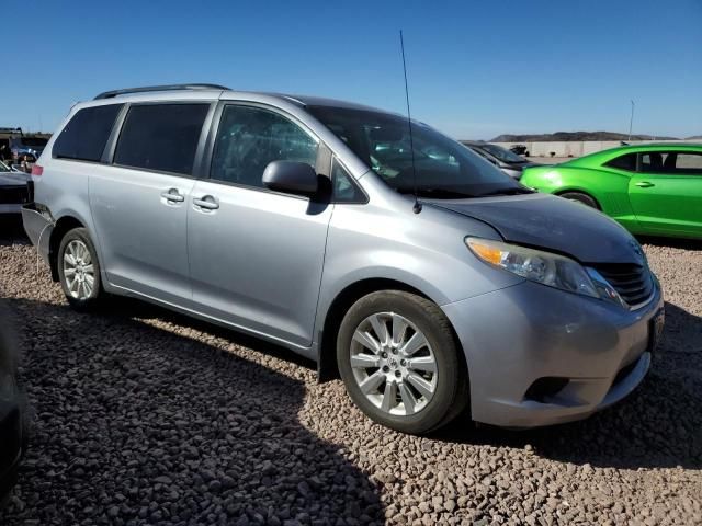 2011 Toyota Sienna LE