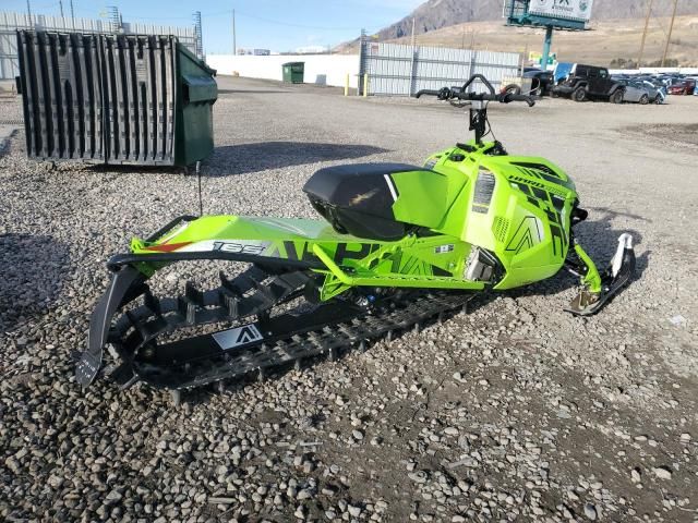 2022 Arctic Cat Alpha 8000