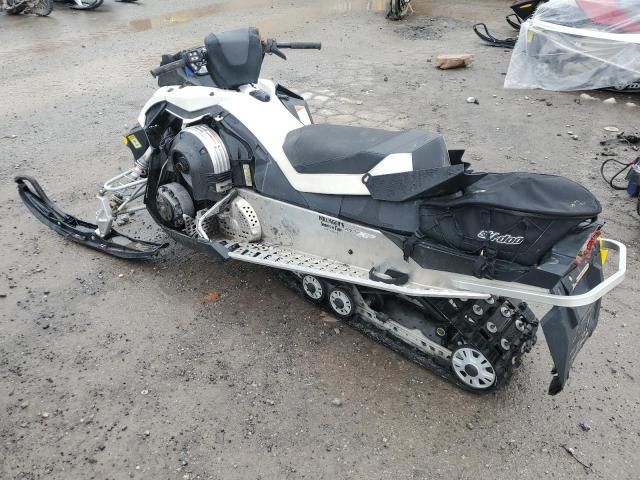 2010 Skidoo 2010 Skidoo 600