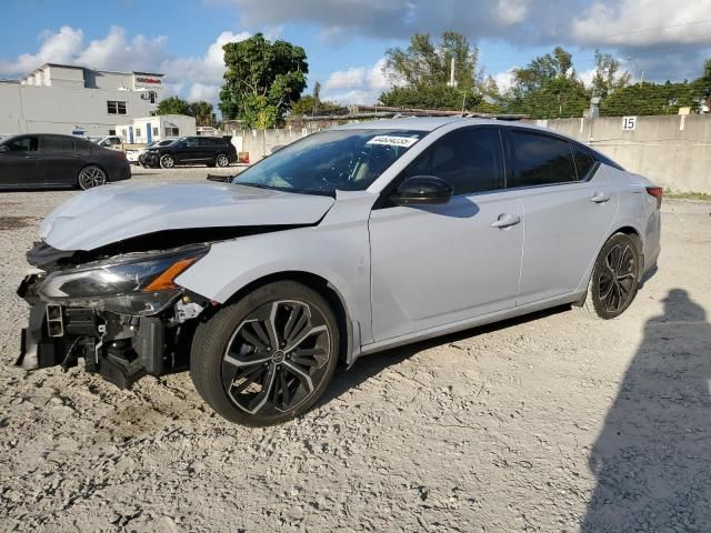 2023 Nissan Altima SR