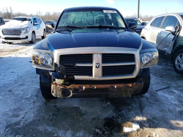 2005 Dodge Dakota Quad SLT