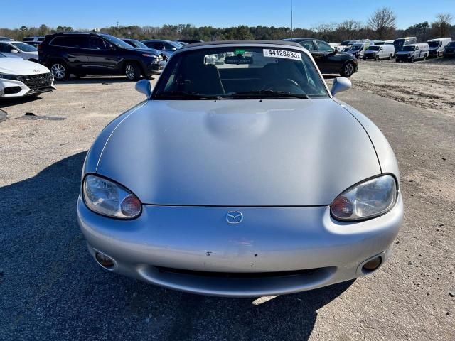 2000 Mazda MX-5 Miata Base