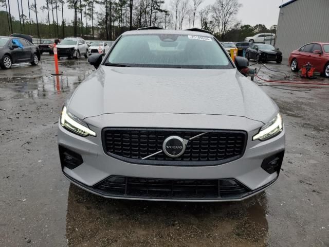 2024 Volvo S60 Plus