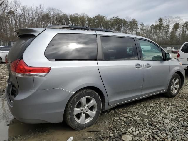 2011 Toyota Sienna LE