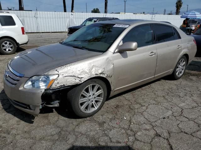 2005 Toyota Avalon XL