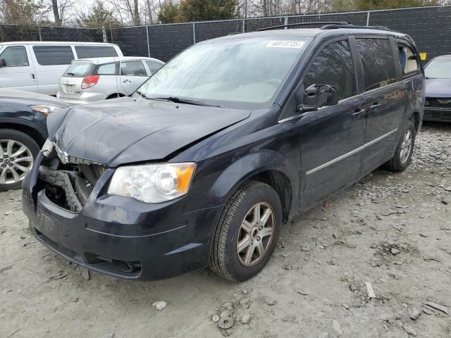 2010 Chrysler Town & Country Touring