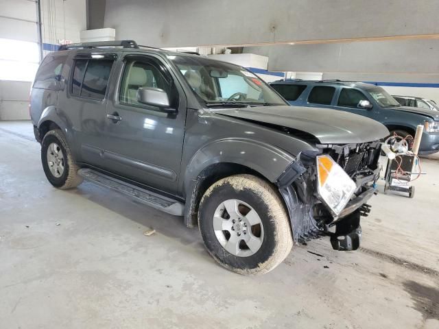 2006 Nissan Pathfinder LE