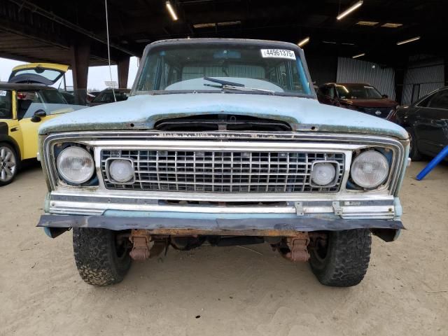 1974 Jeep Wagoneer