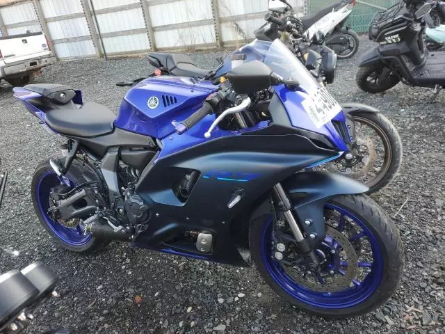 2023 Yamaha YZFR7