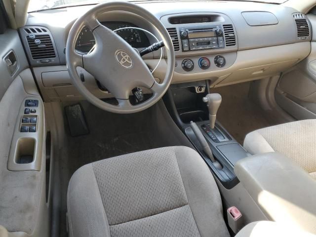 2004 Toyota Camry LE