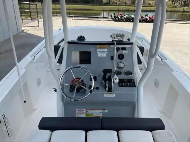 2023 Bayliner T24CC