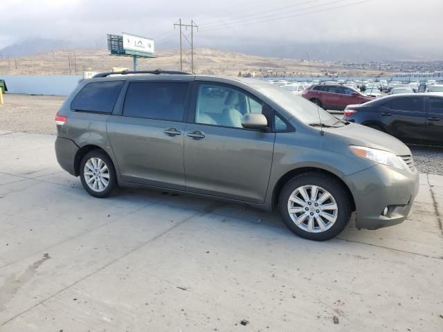 2012 Toyota Sienna XLE