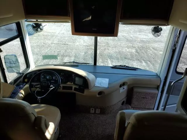 2000 Freightliner Chassis X Line Motor Home