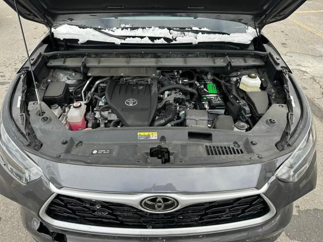 2024 Toyota Highlander LE