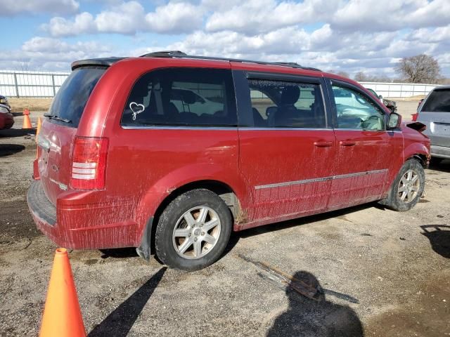 2010 Chrysler Town & Country Touring