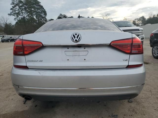 2016 Volkswagen Passat SE