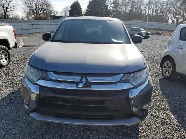 2017 Mitsubishi Outlander ES