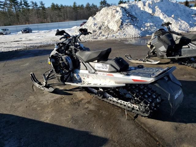 2020 Skidoo 2020 Skidoo REN Sport