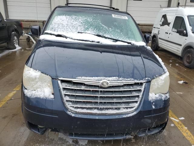 2009 Chrysler Town & Country Touring