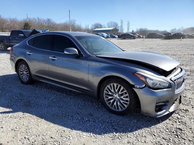 2015 Infiniti Q70 3.7