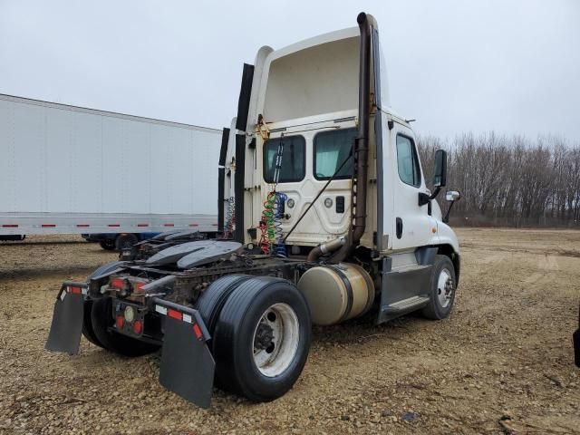 2016 Freightliner Cascadia 125