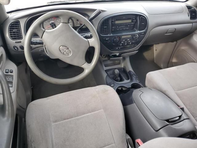 2004 Toyota Sequoia SR5