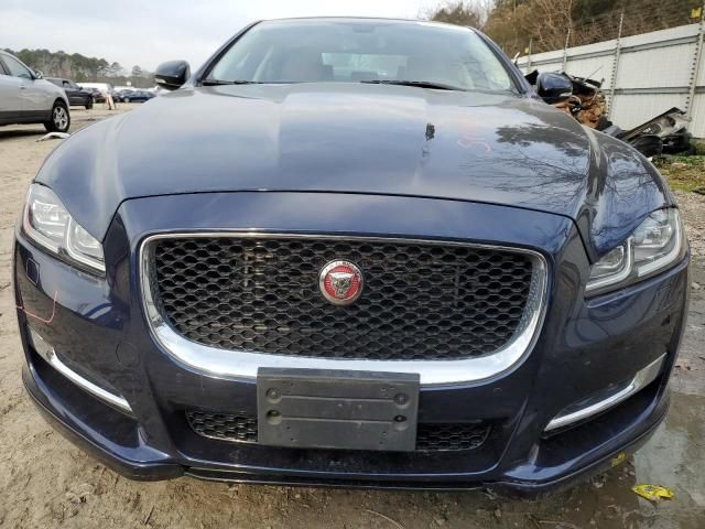 2016 Jaguar XJ