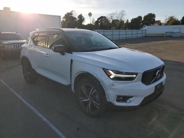 2020 Volvo XC40 T5 R-Design